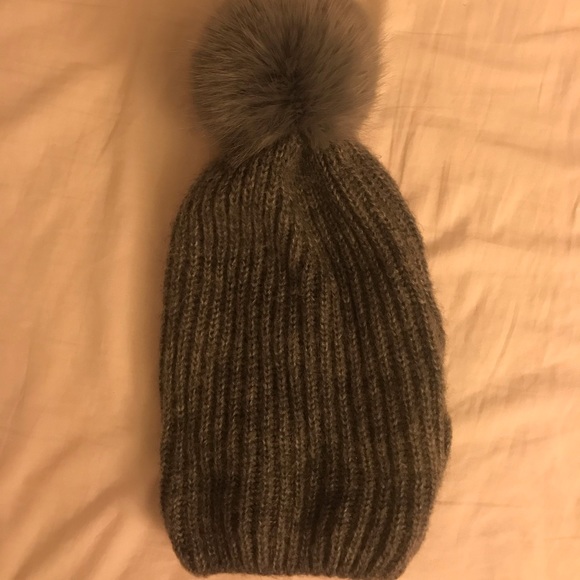 zara pom pom beanie